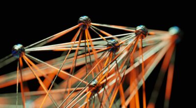 Il quantum computing entra nella ricerca farmaceutica: simulata una proteina da oltre 12.000 atomi